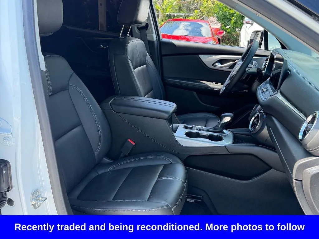 Used 2024 White Chevrolet LT image 17