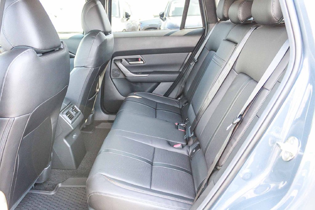 New 2026 Wind Chill Pearl Mazda Premium AWD image 20