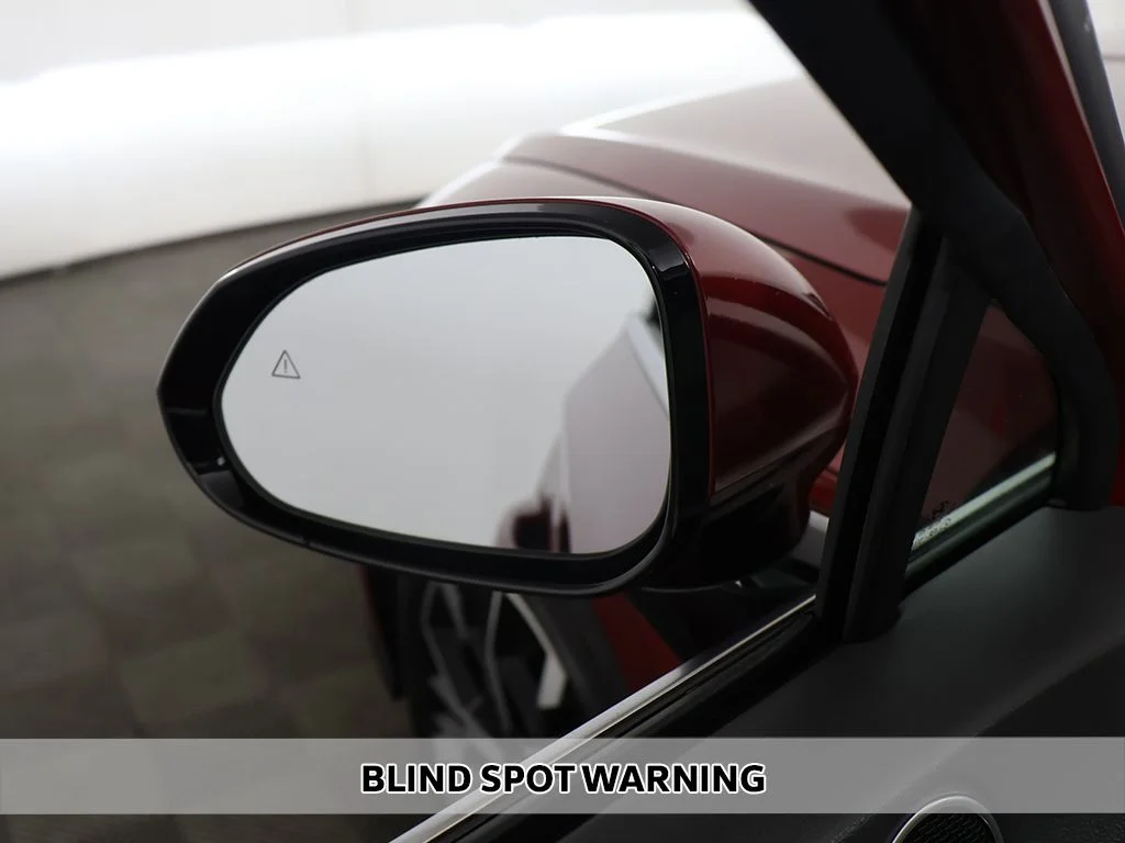 Used 2025 Red Hyundai SEL image 4