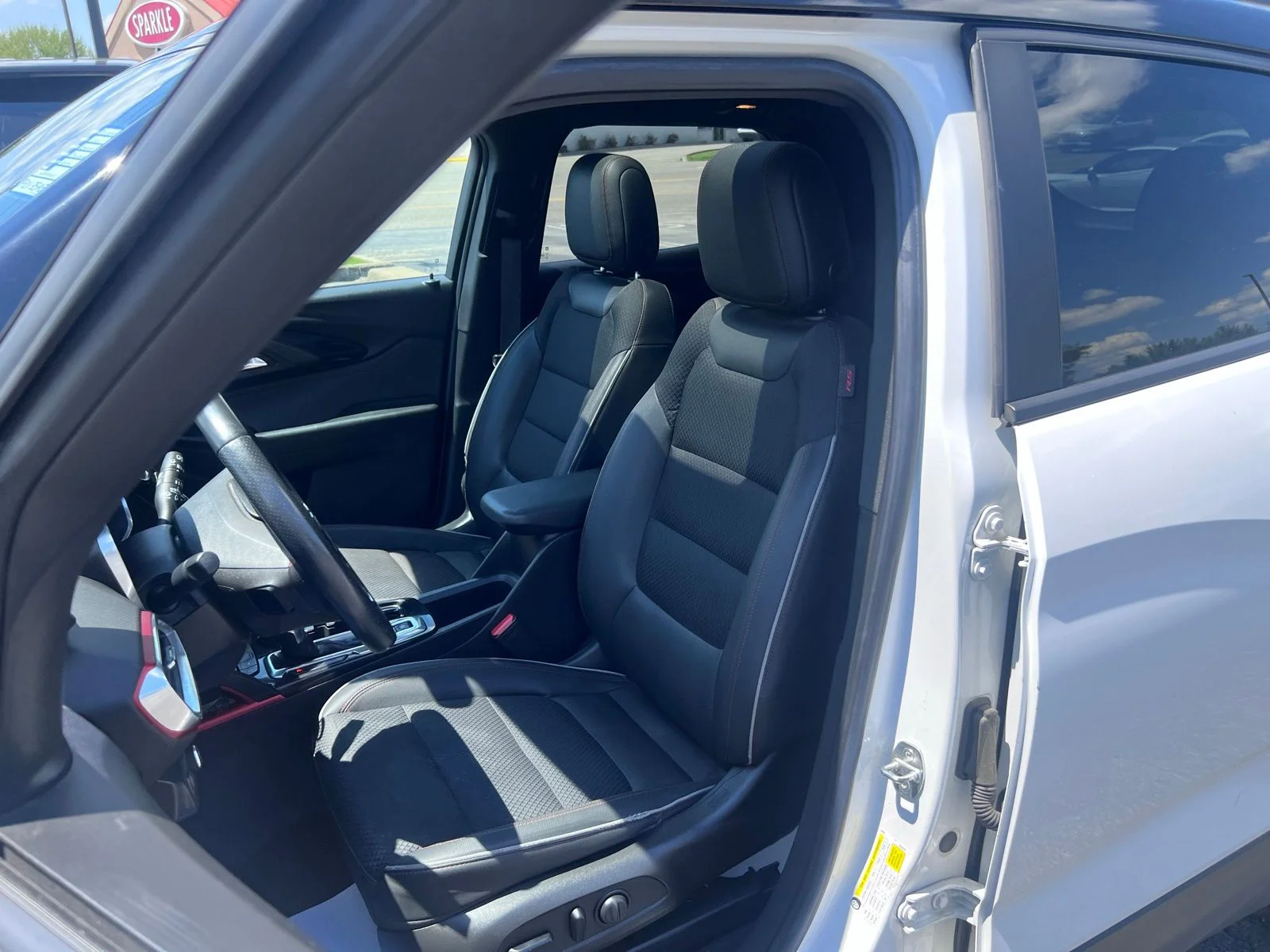 Used 2021 Iridescent Pearl Tricoat Chevrolet RS image 23