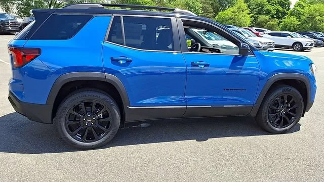 New 2026 Rapids Metallic GMC Elevation image 2