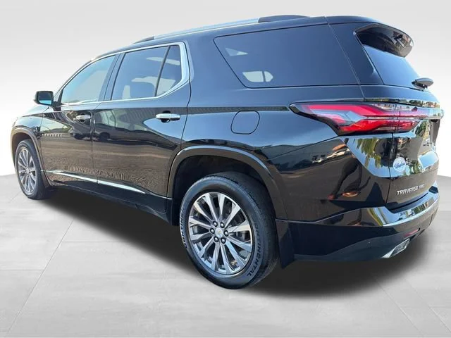 Used 2022 MOSAIC BLACK METALLIC Chevrolet Premier image 3