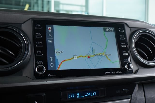 Used 2021  Toyota SR5 image 26