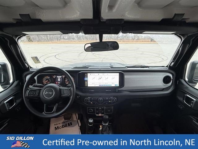 Used 2025 Black Clearcoat Jeep Sport image 18
