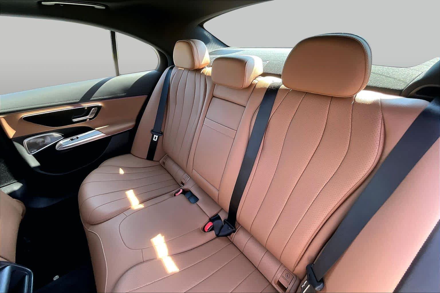 Used 2025 Polar White Mercedes-Benz E 350 image 21