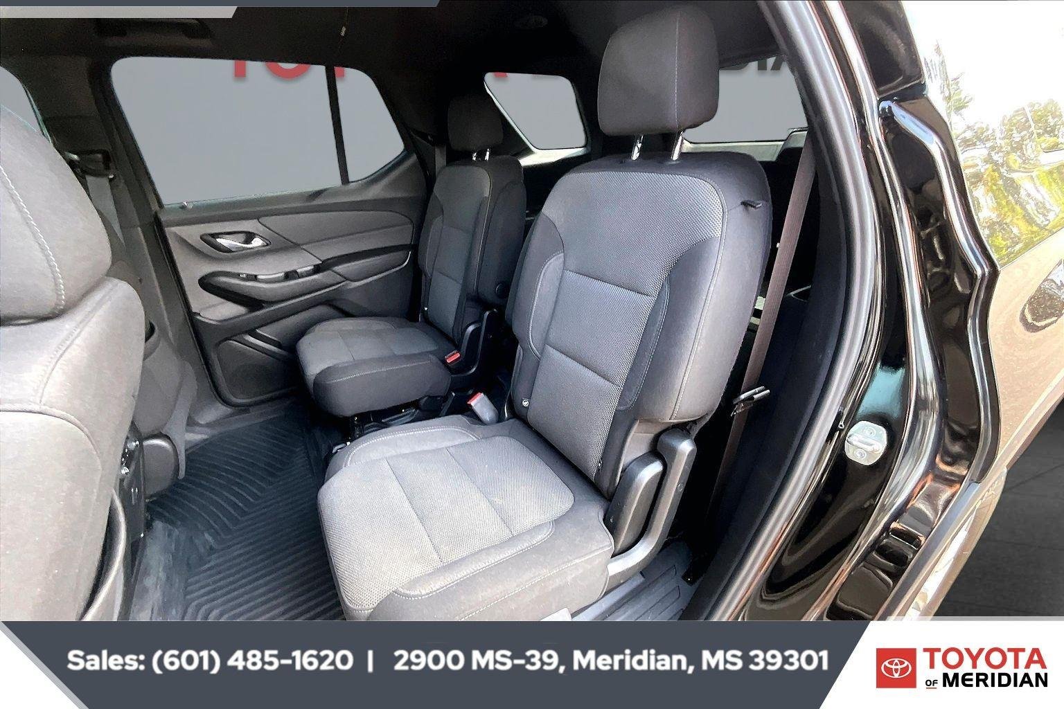 Used 2023 Mosaic Black Metallic Chevrolet LT Cloth image 19