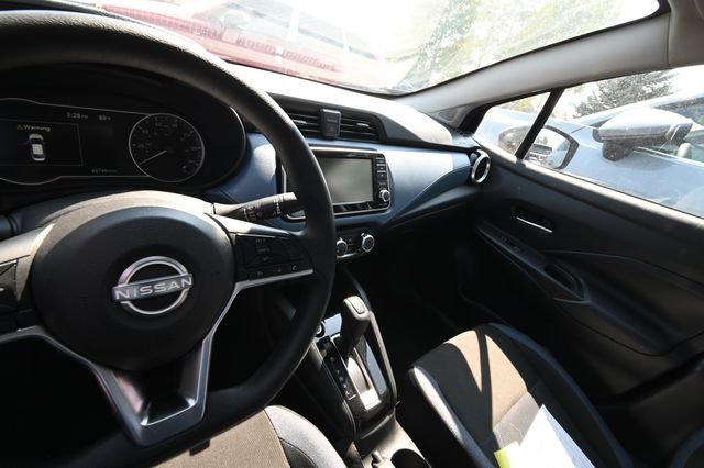 Used 2025 Black Nissan 1.6 SV image 5