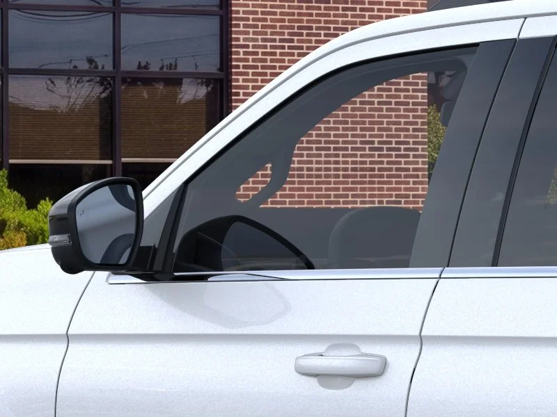 New 2026 Star White Metallic Tri-Coat Ford MAX Platinum® image 54