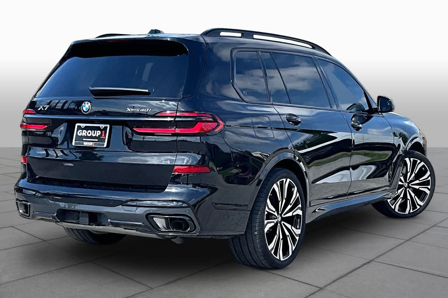 Used 2026 Black Sapphire Metallic BMW xDrive40i image 12