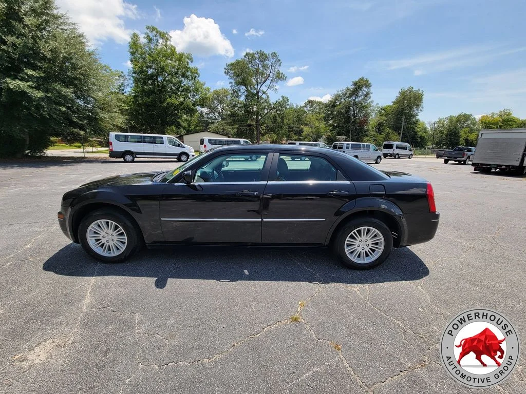 Used 2009 Black Chrysler Touring image 2