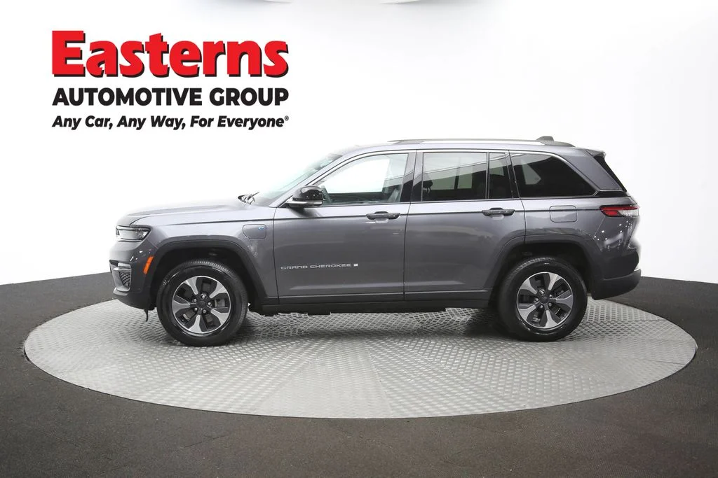 Used 2022 Gray Jeep 4xe image 64