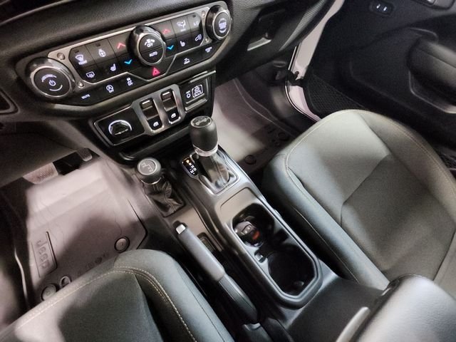 New 2026 Bright White Clearcoat Jeep Sport S image 11