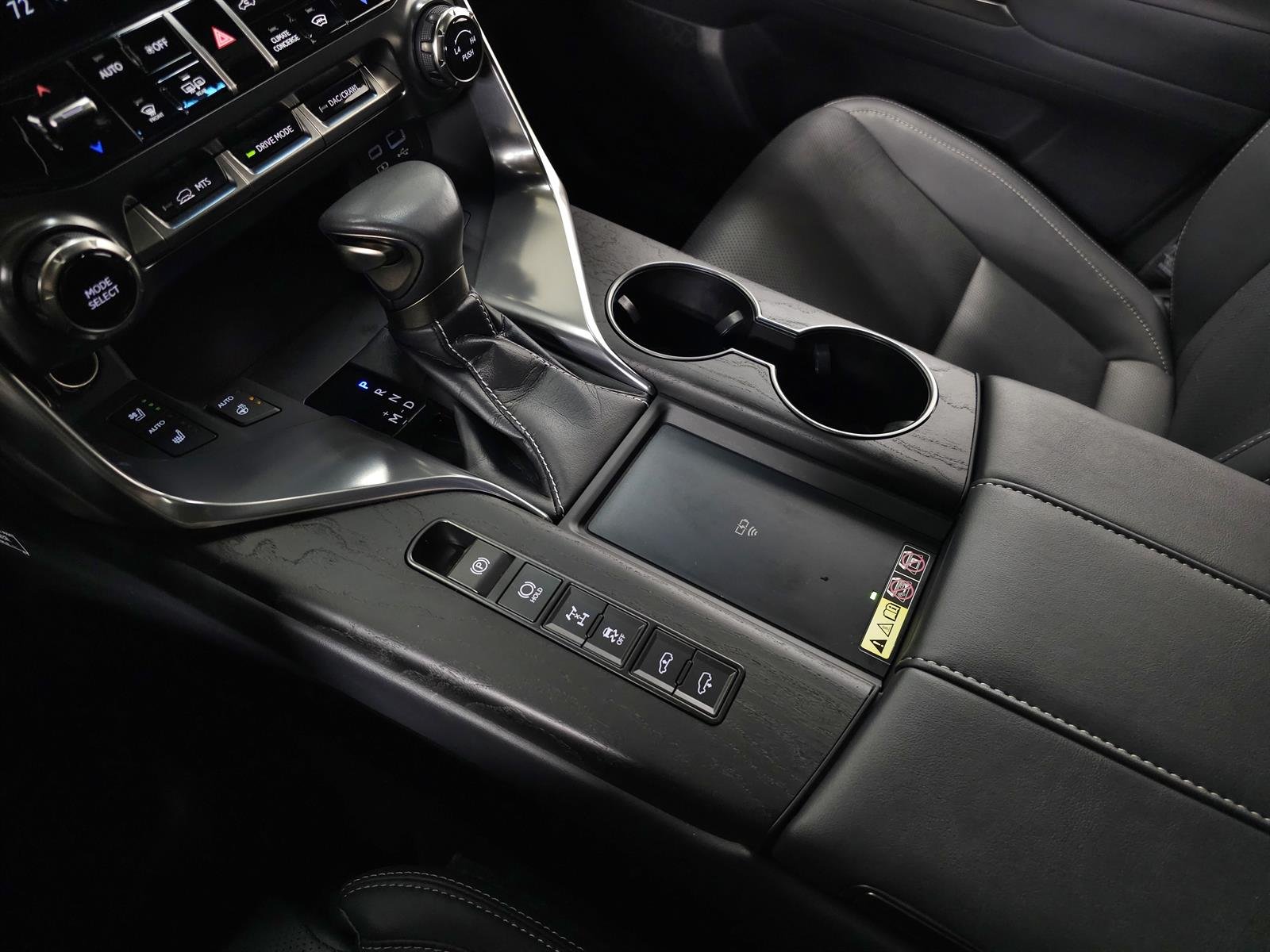2024 Lexus LX Luxury - Photo 31