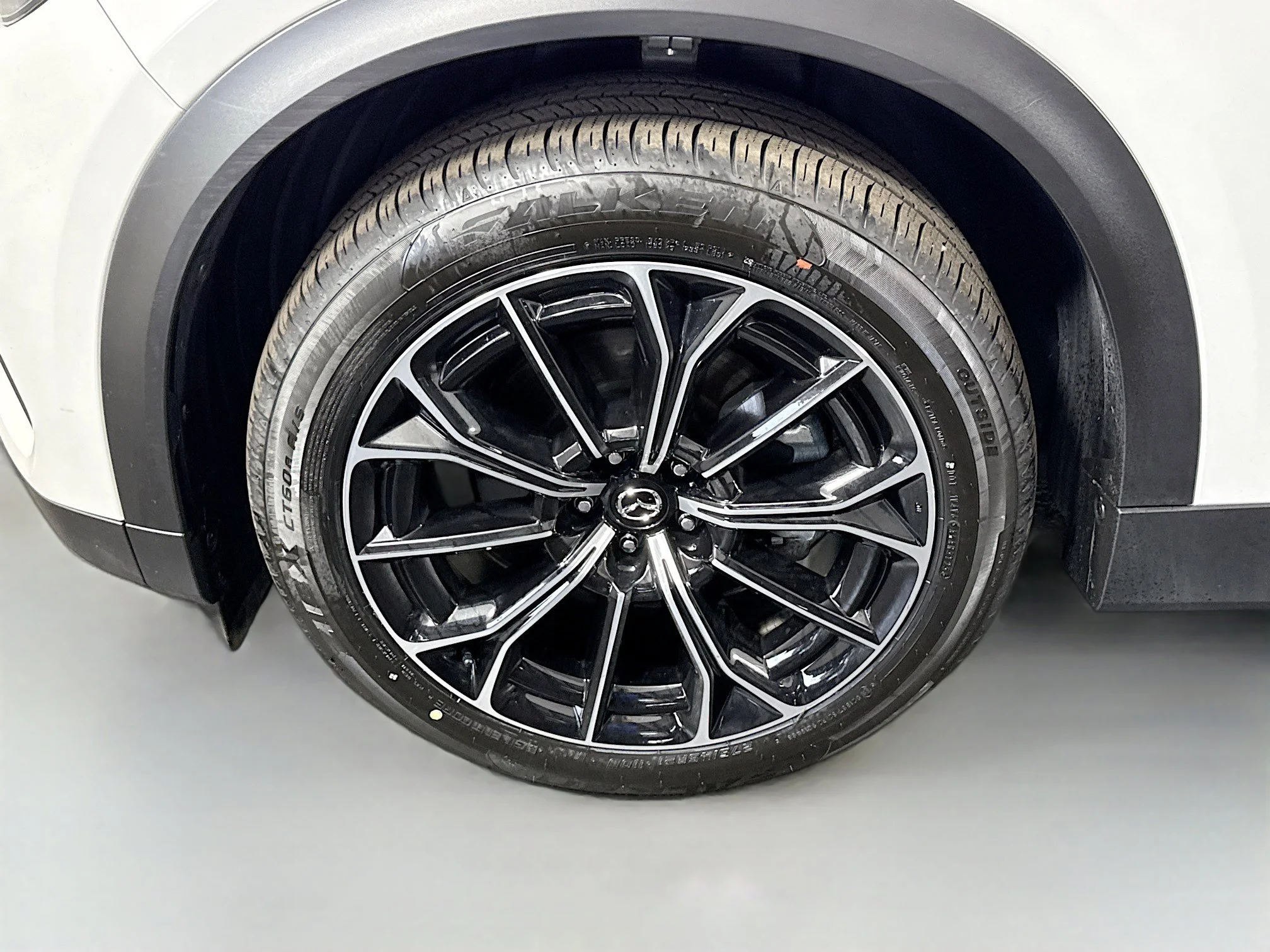 Used 2025 Rhodium White Premium Mazda Premium Package image 34