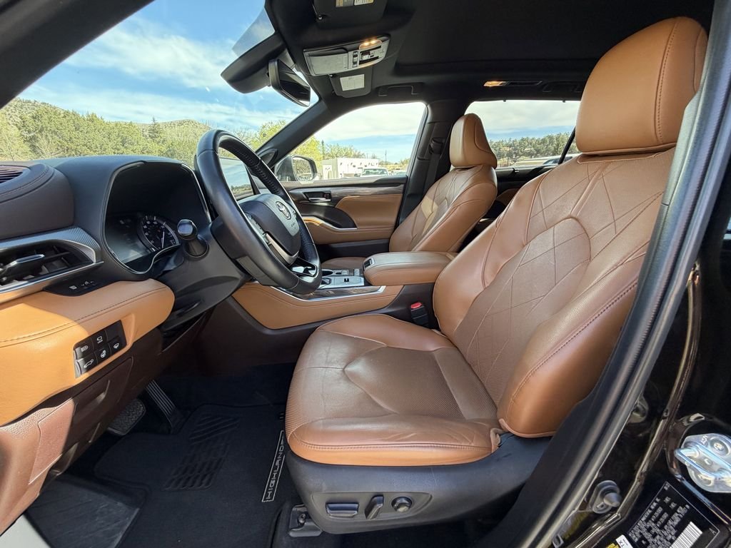2022 Toyota Highlander Platinum - Photo 25