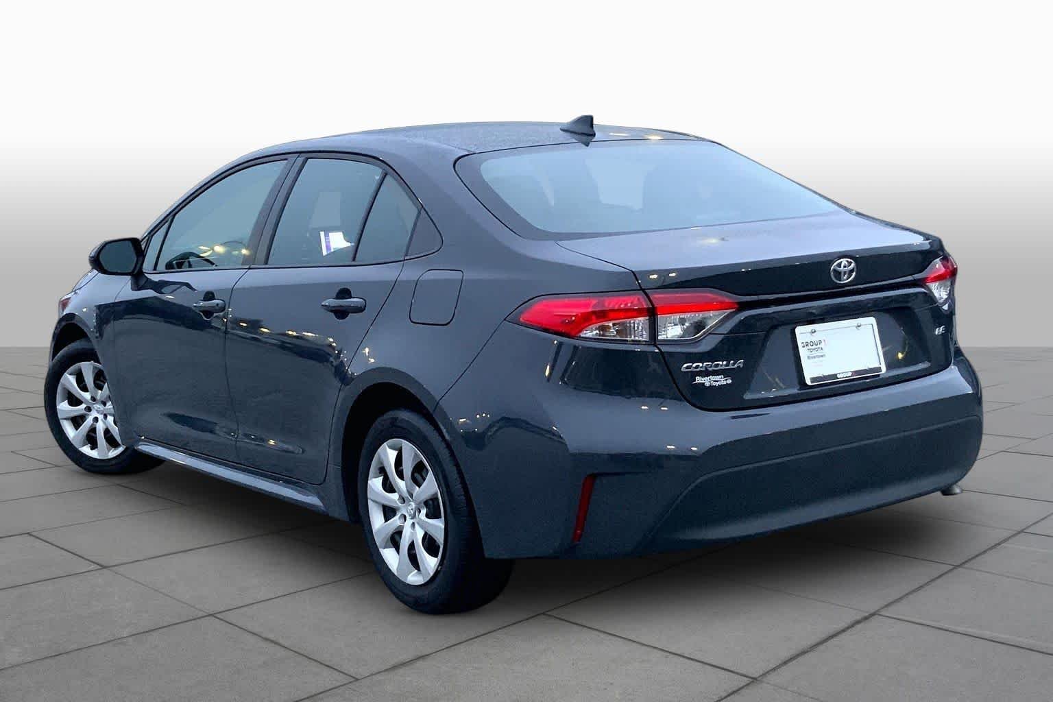 Used 2025 Underground Toyota LE image 12