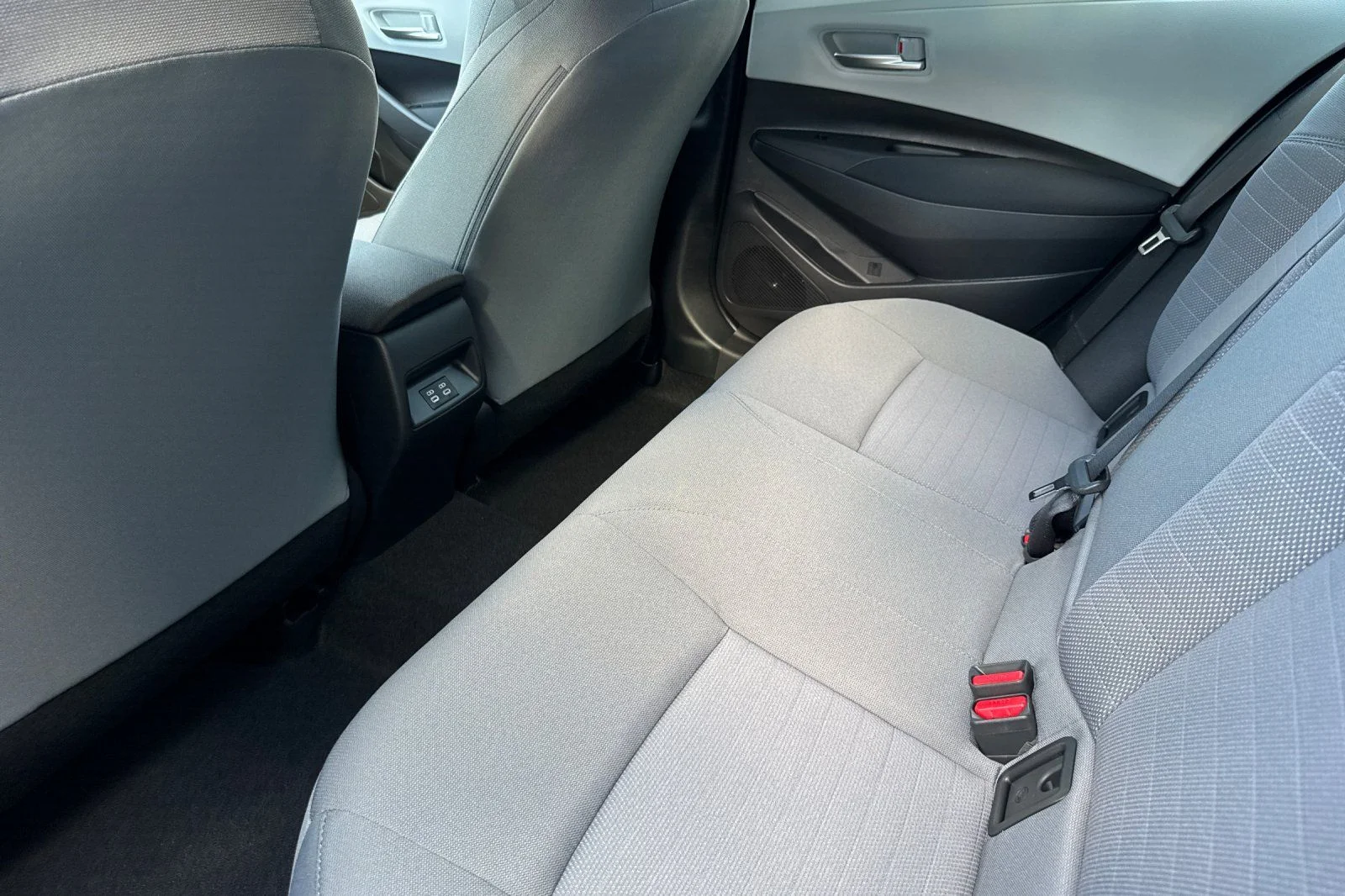 New 2026  Toyota SE image 7