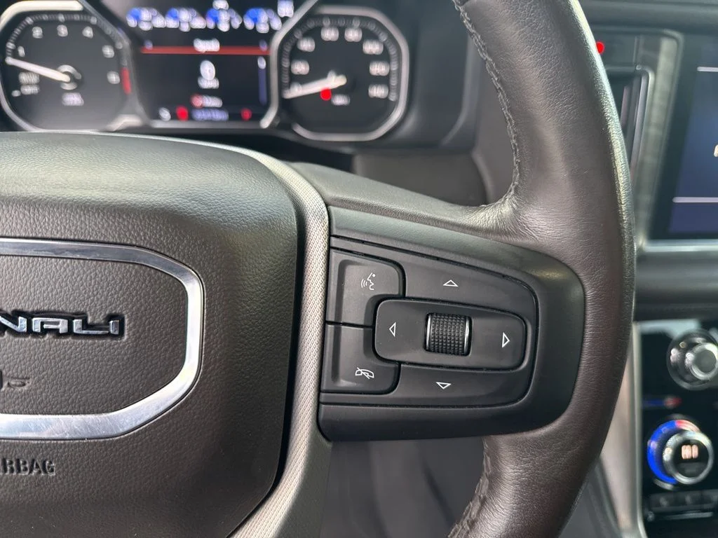 Used 2021 Gray GMC Denali image 11