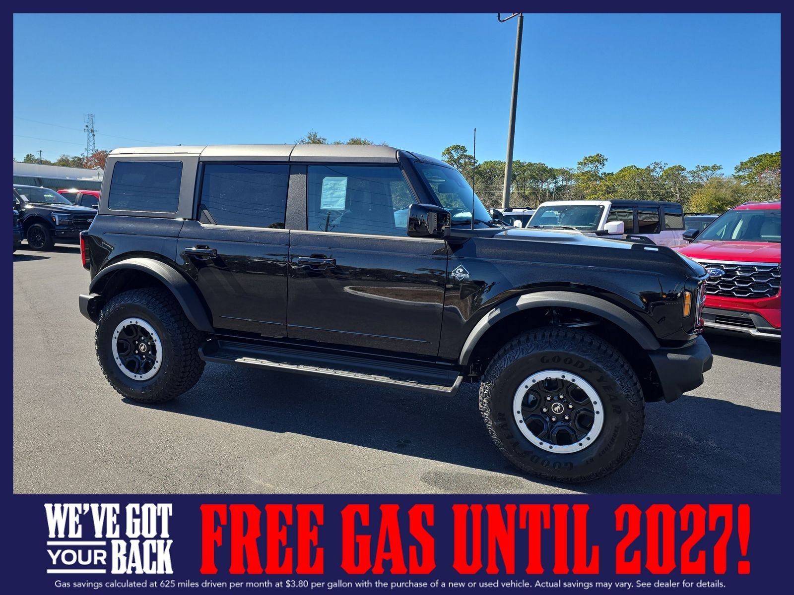 New 2025 Shadow Black Ford Outer Banks image 2