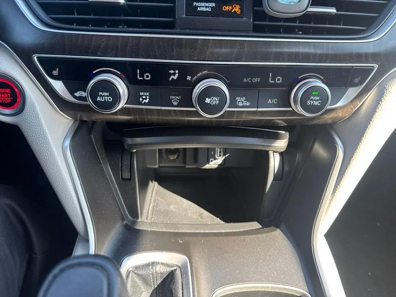Used 2020  Honda EX-L image 17