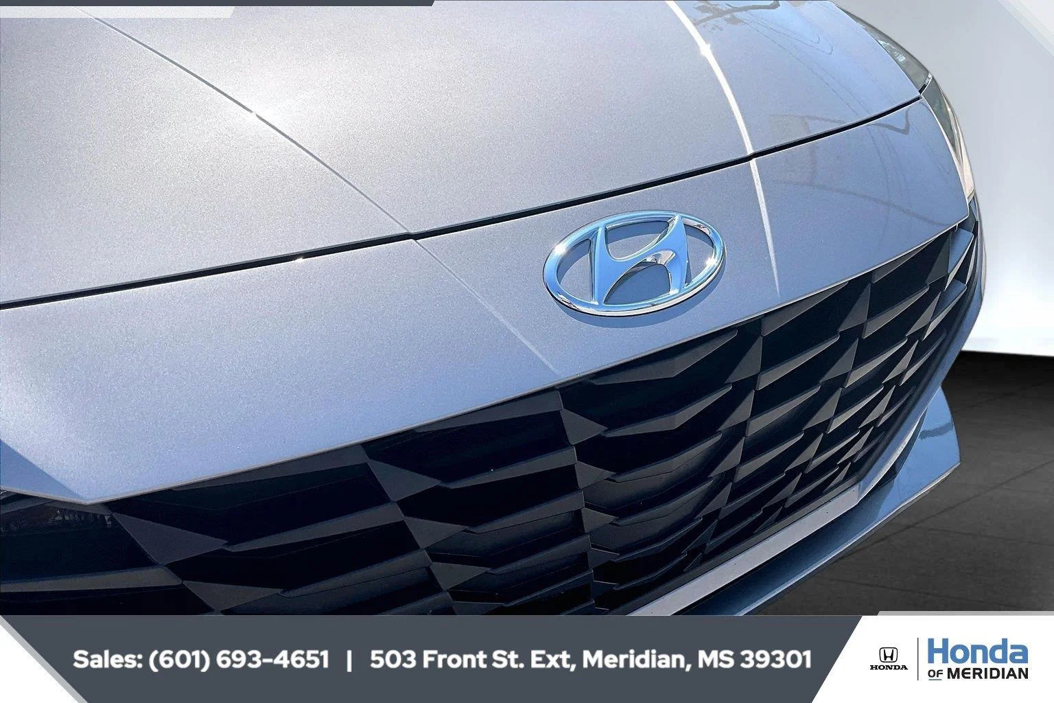 Used 2022 Fluid Metal Hyundai SEL image 21