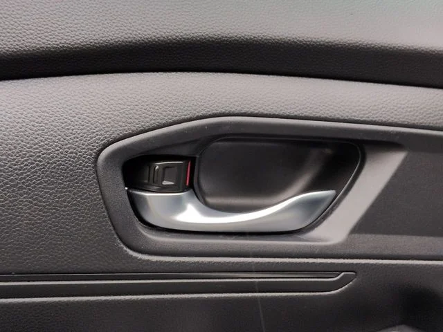 2023 Honda Accord LX - Photo 13