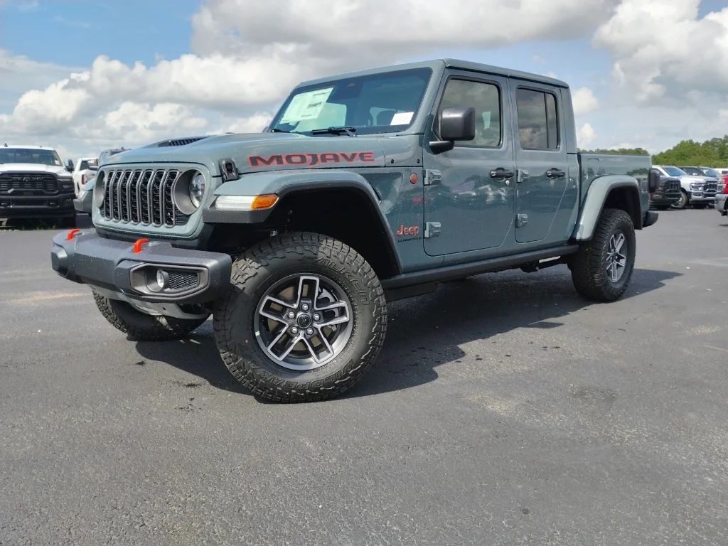 2026 Jeep Gladiator Mojave Auto's photo
