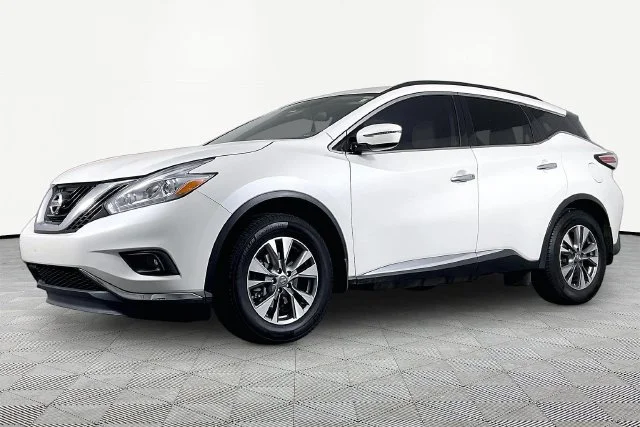 Used 2018 White Nissan SV image 1