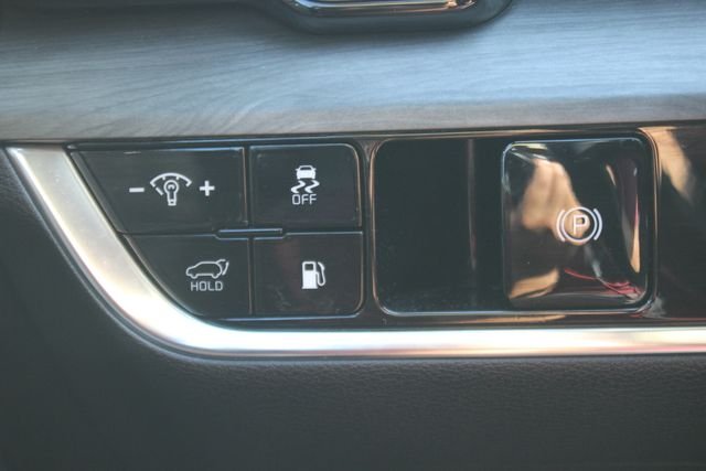 Used 2024 White Kia X-Line image 18