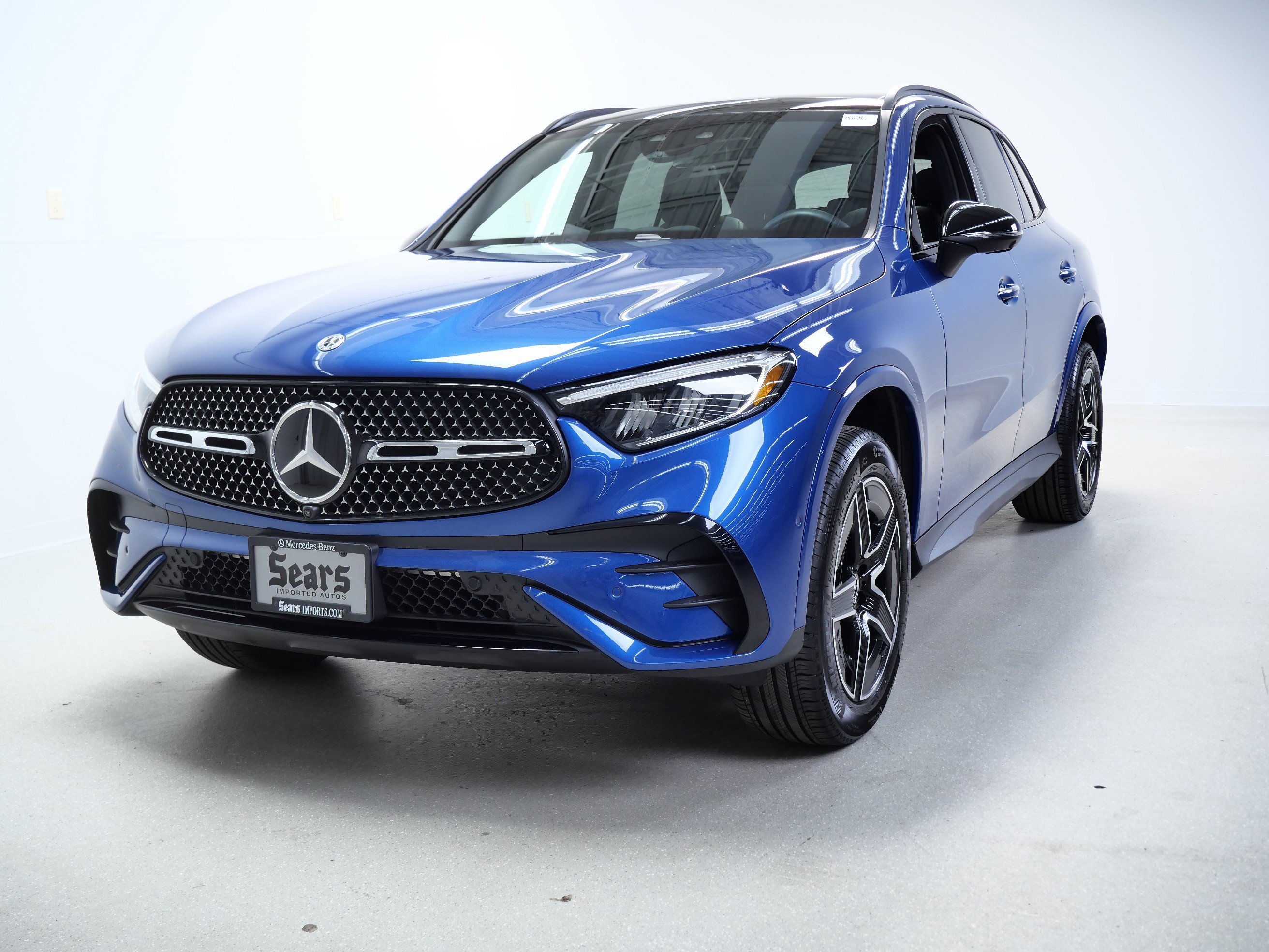 Used 2025 Starling Blue Metallic Mercedes-Benz GLC 300 image 12