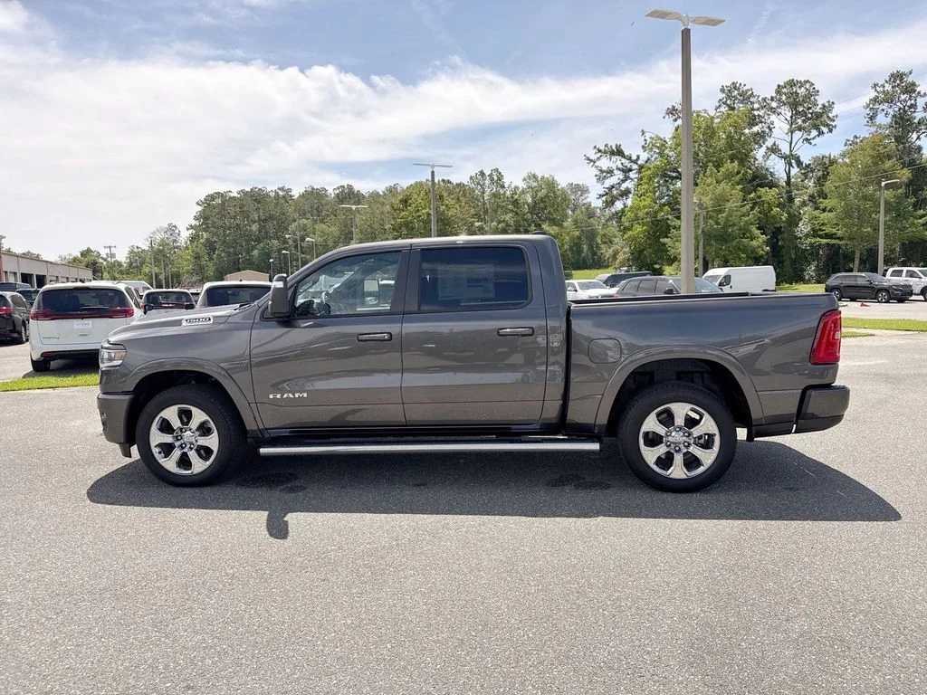 New 2026 Granite Crystal Metallic Clear-Coat Exterior Paint RAM Big Horn/Lone Star image 8