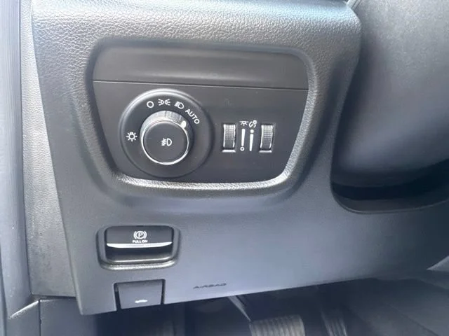 2022 Jeep Grand Cherokee Overland - Photo 26