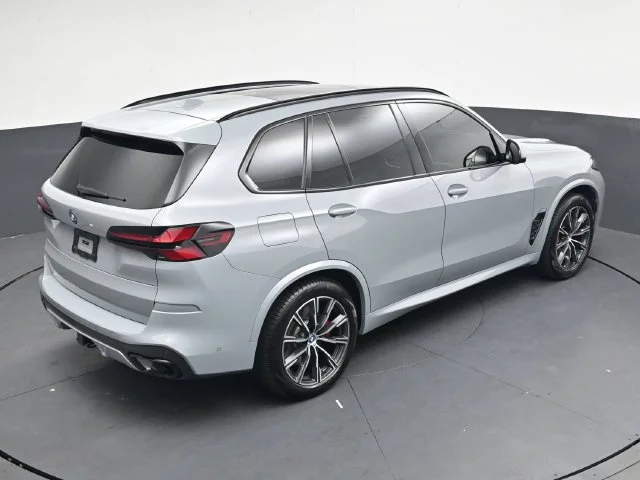 Used 2024 Gray BMW xDrive50e image 24