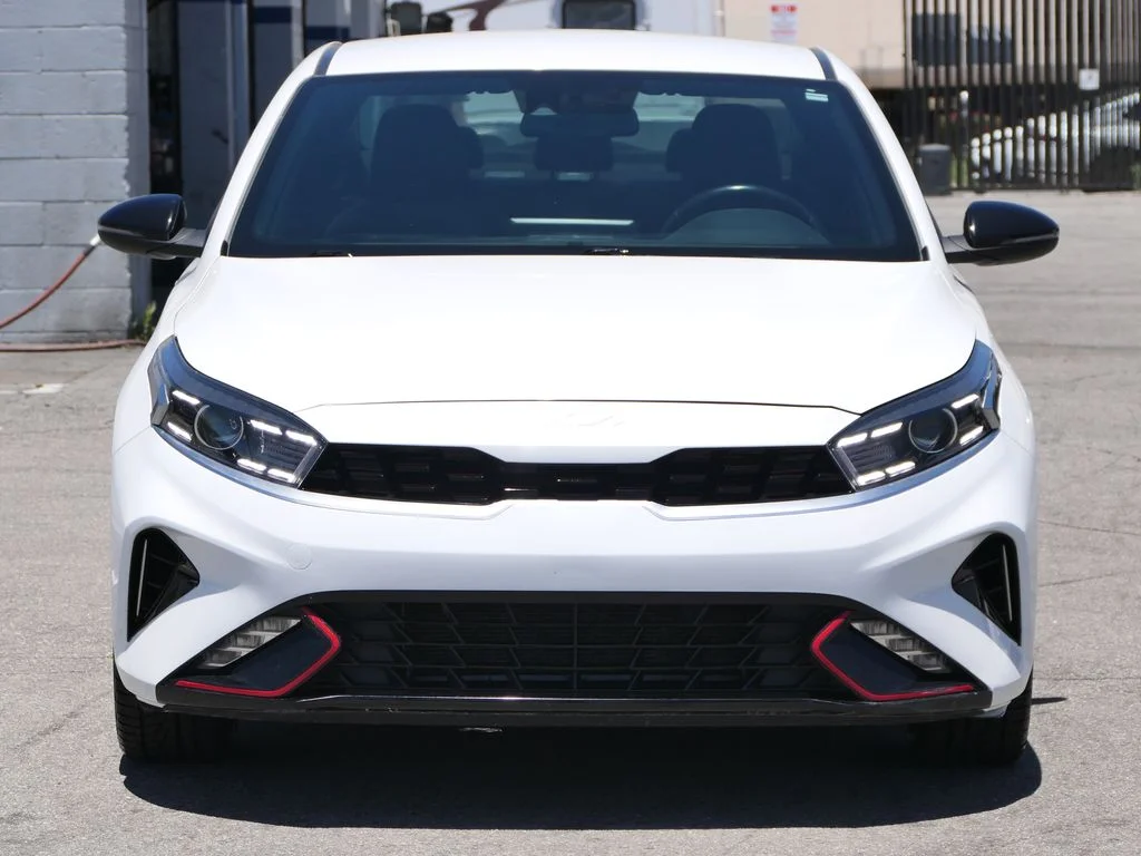 Used 2023 Snow White Pearl Kia GT-Line image 6