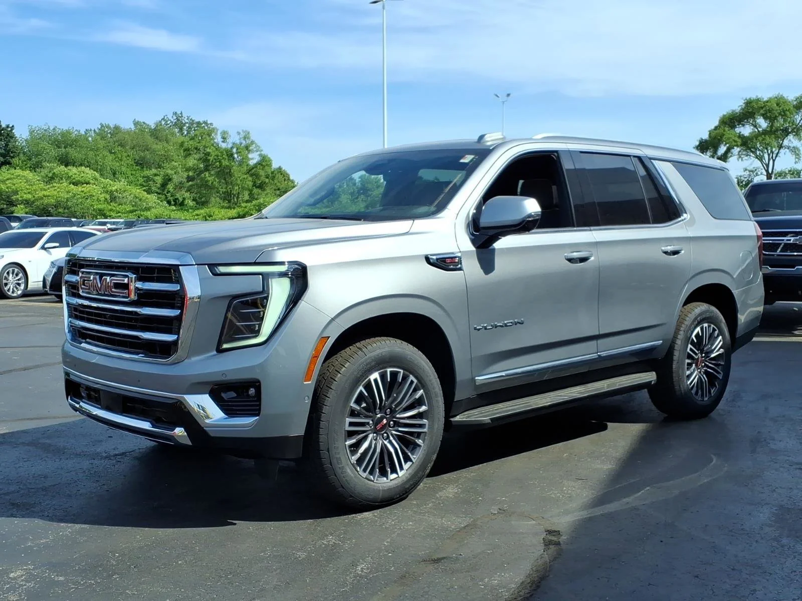 New 2026 Sterling Metallic GMC Elevation image 3