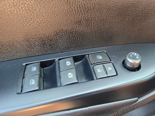 Used 2019 Blue Toyota XLE image 37