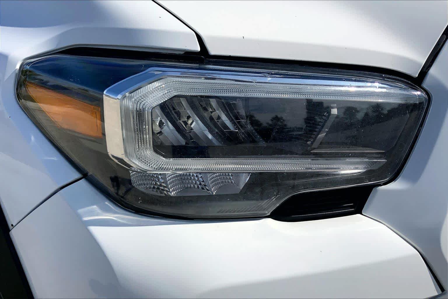 Used 2020 Super White Toyota TRD Off Road image 26