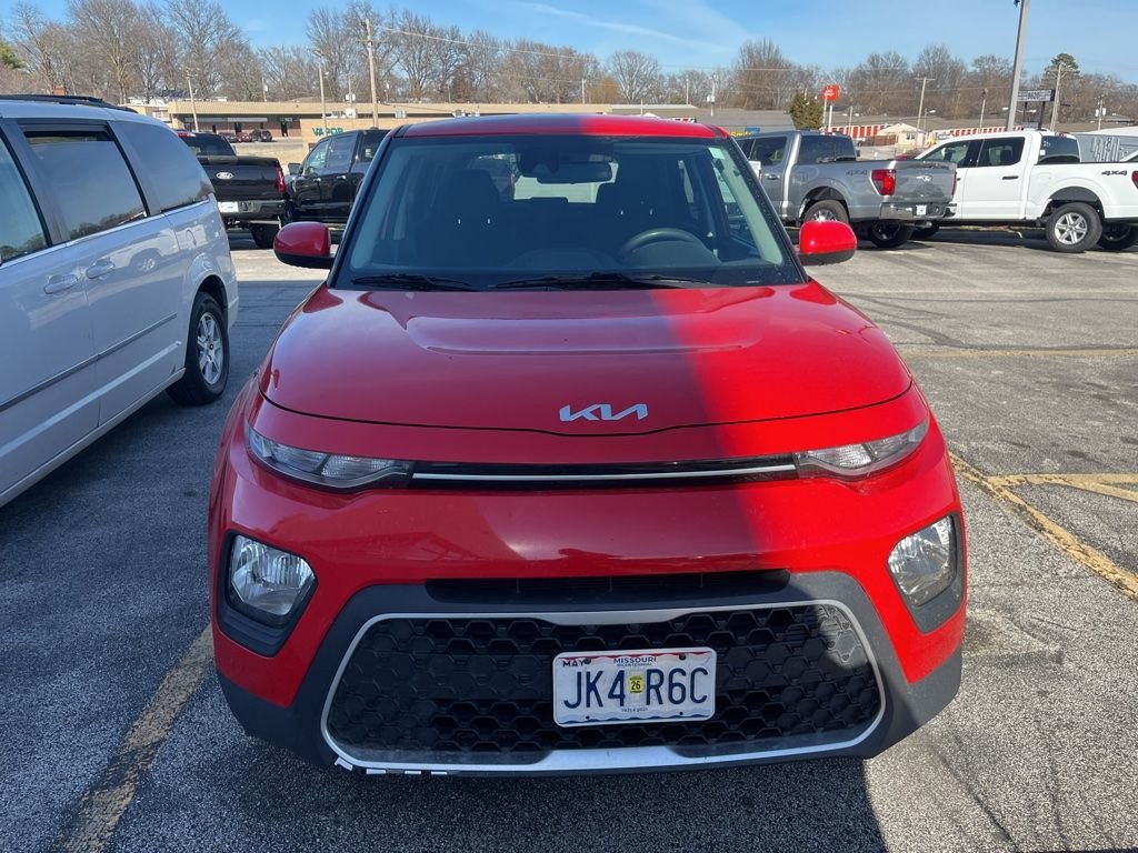 Used 2022 Kia Soul LX with VIN KNDJ23AU0N7177339 for sale in Kansas City