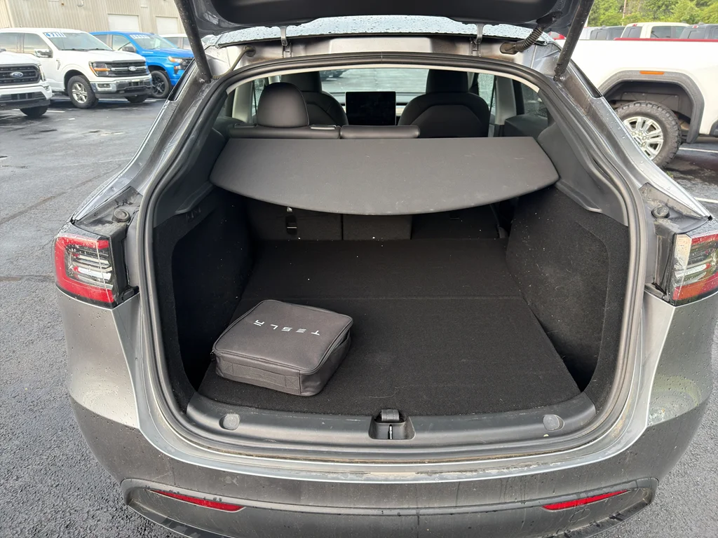Used 2024 Sliver Tesla Long Range image 7