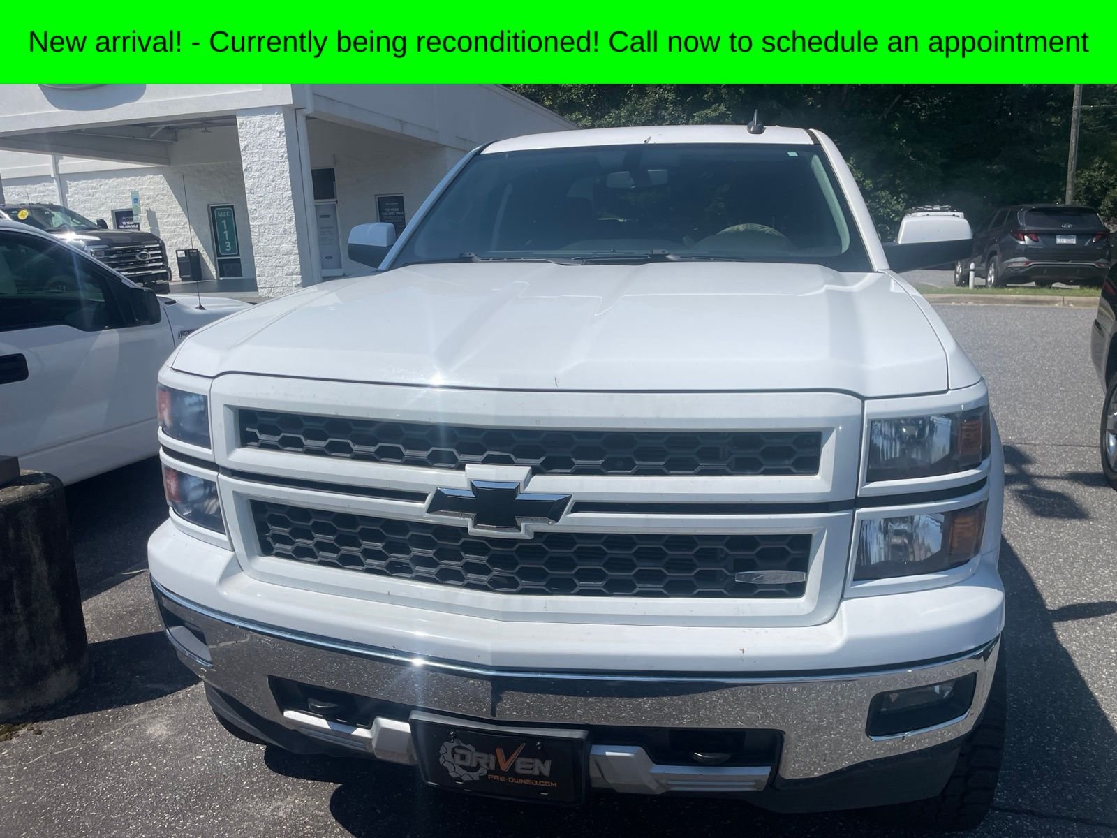 Used 2015 White Chevrolet LT image 2