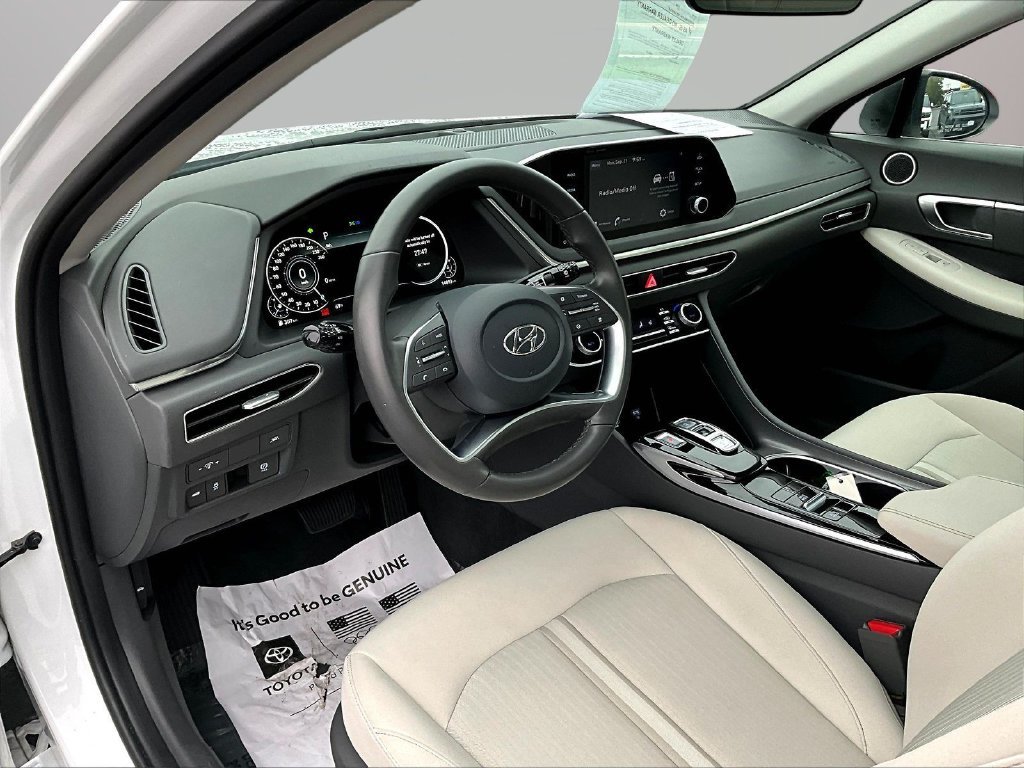 Certified Used 2022 Gray Hyundai SEL image 19