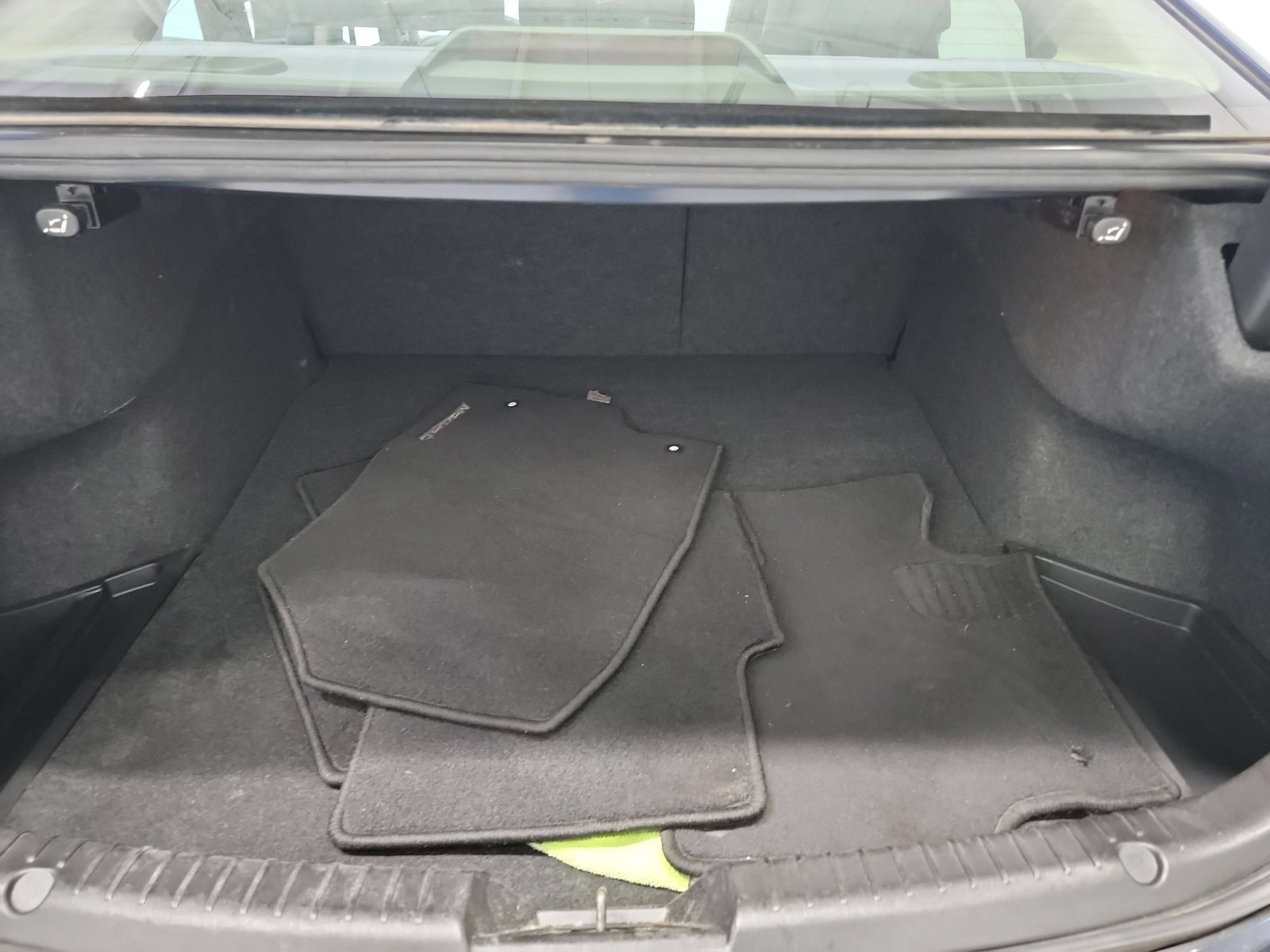 Used 2018 Machine Gray Metallic Mazda Touring image 25