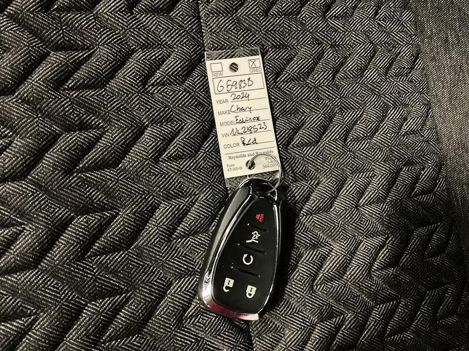 Used 2022 Red Chevrolet LT image 34