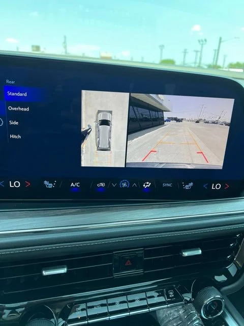 Used 2025 Lakeshore Blue Metallic Chevrolet LT image 5
