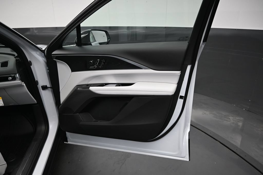2026 Cadillac LYRIQ Sport - Photo 19