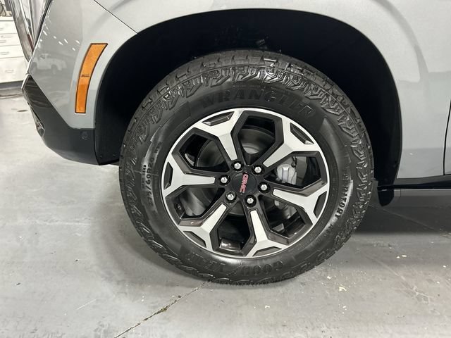 New 2026 Sterling Metallic GMC AT4 Ultimate image 10