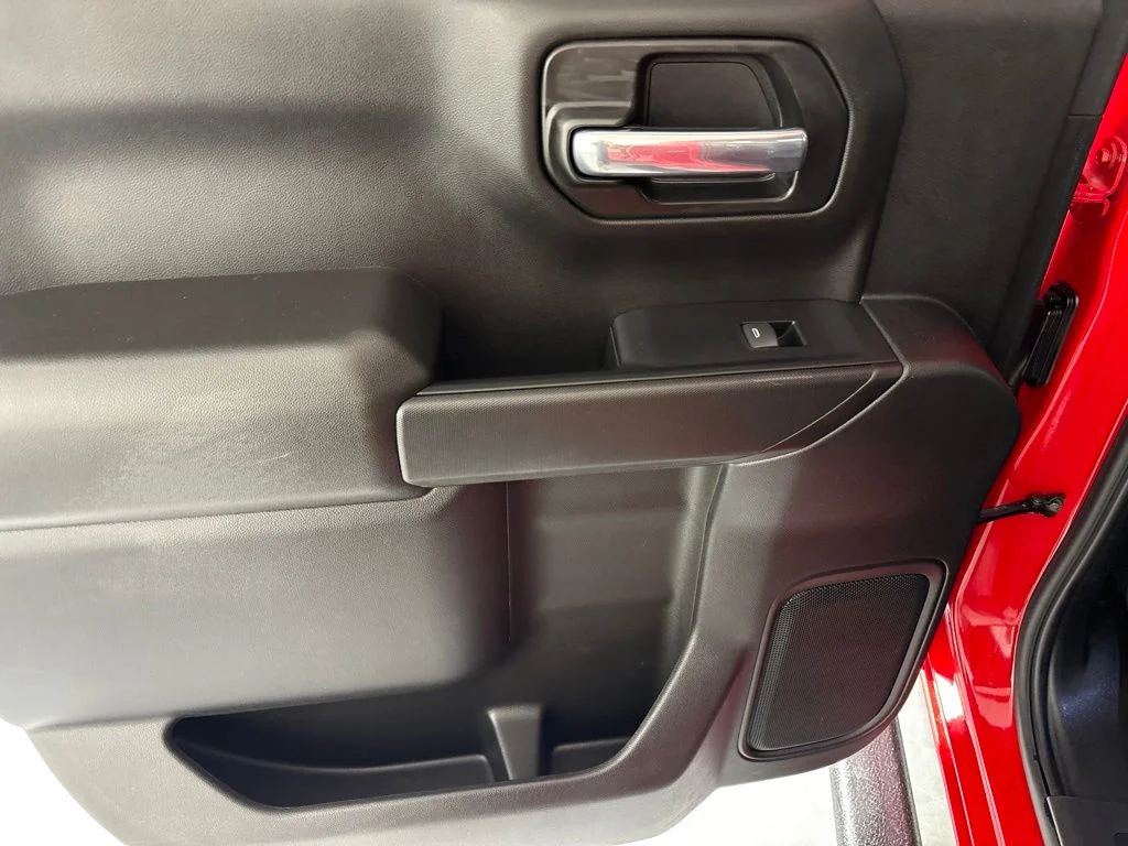 Used 2025 Red Chevrolet Custom image 23