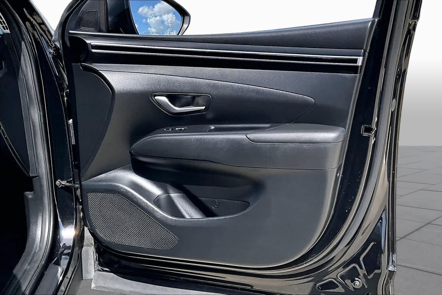 Used 2024 Black Pearl Hyundai SEL image 23