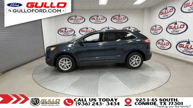 Used 2024 Blue Metallic Ford SEL image 5