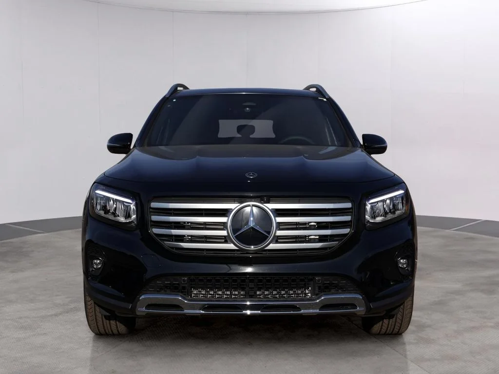 New 2026 Cosmos Black Metallic Mercedes-Benz GLB 250 image 2